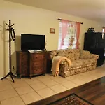 Charming Downstairs Unit