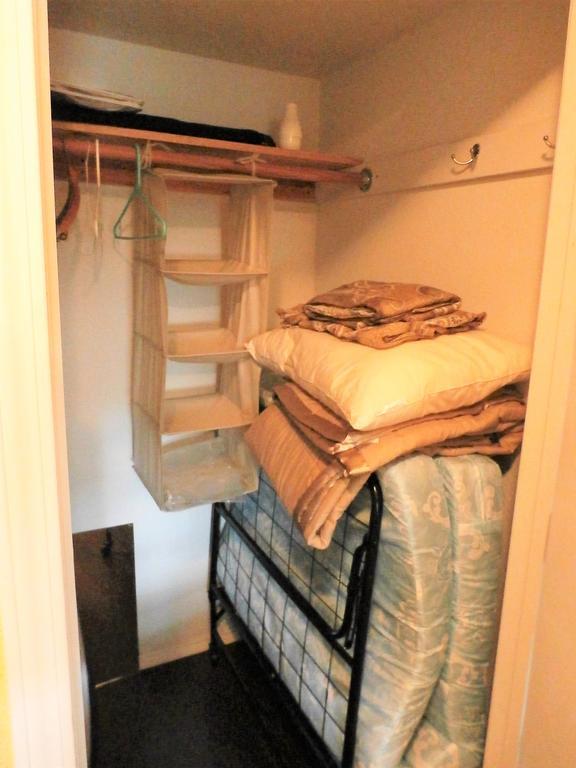 Charming Downstairs Unit Appartamento