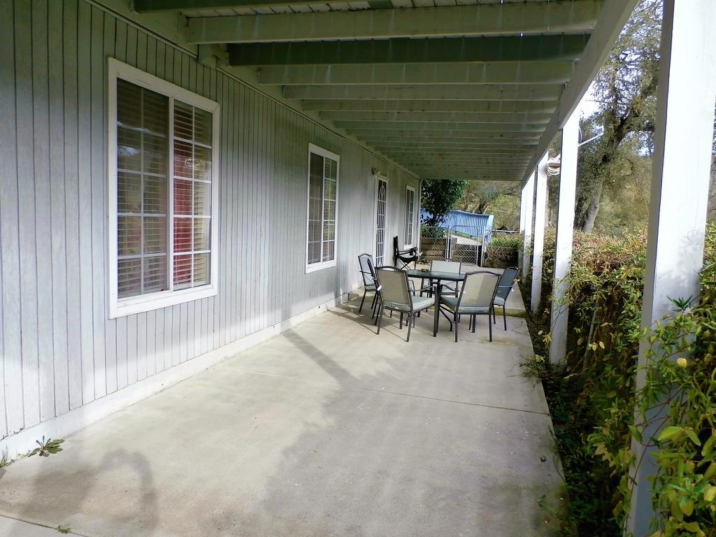 Charming Downstairs Unit *